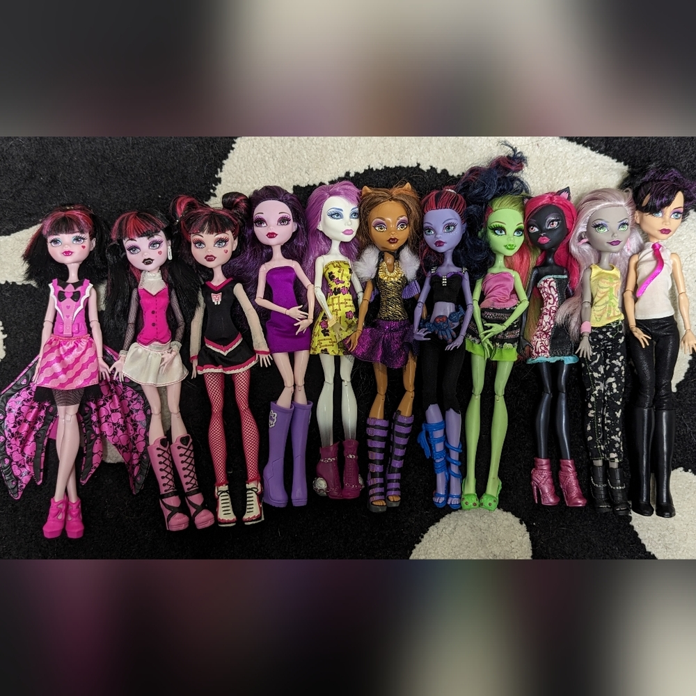 Monster High Doll Lot